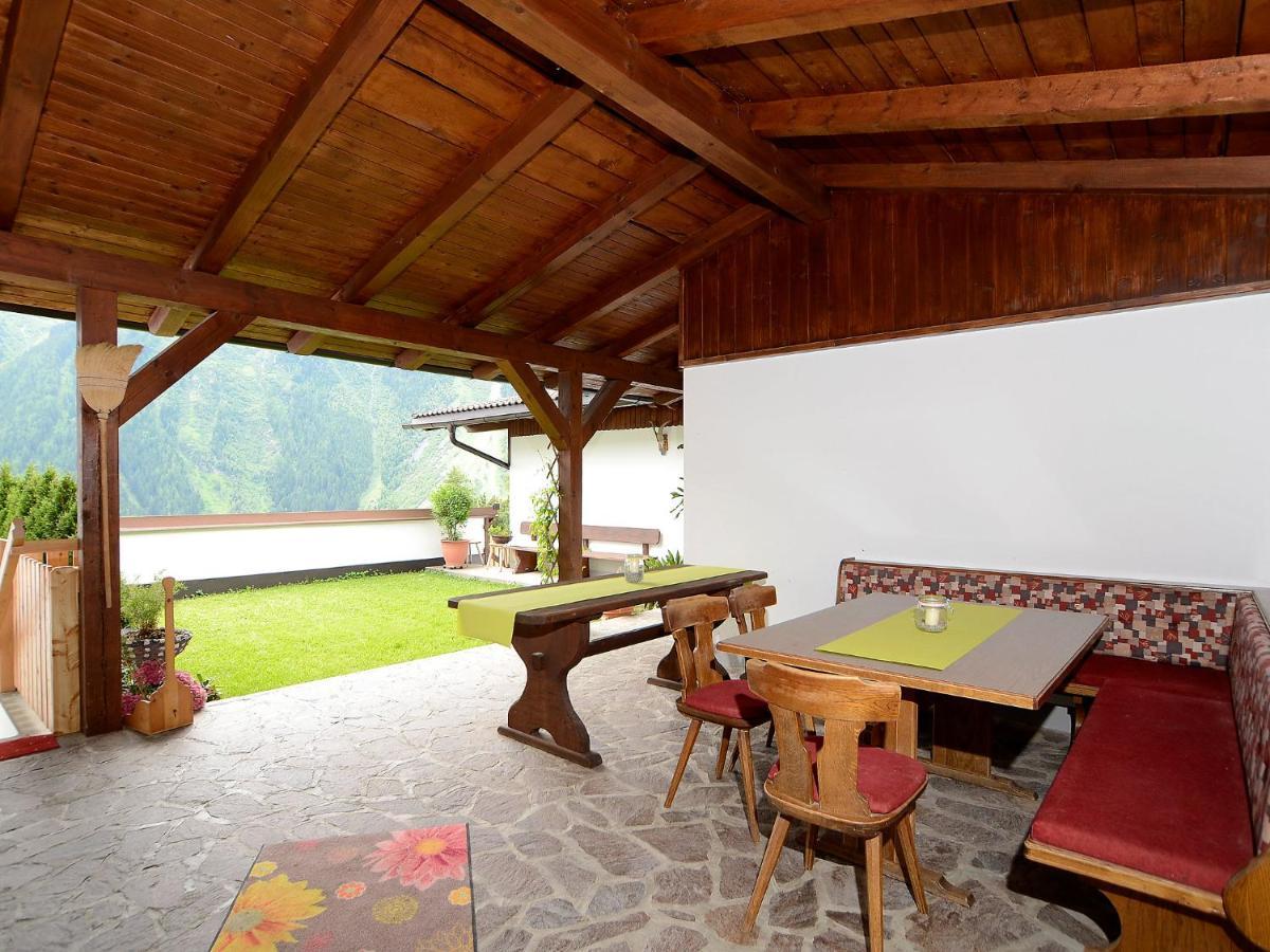 Holiday Home Berghof Reich Längenfeld Exterior foto